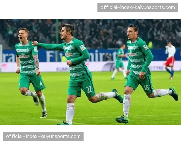 云达不莱梅2-0战胜海登海姆，杜克施点射锁定胜局